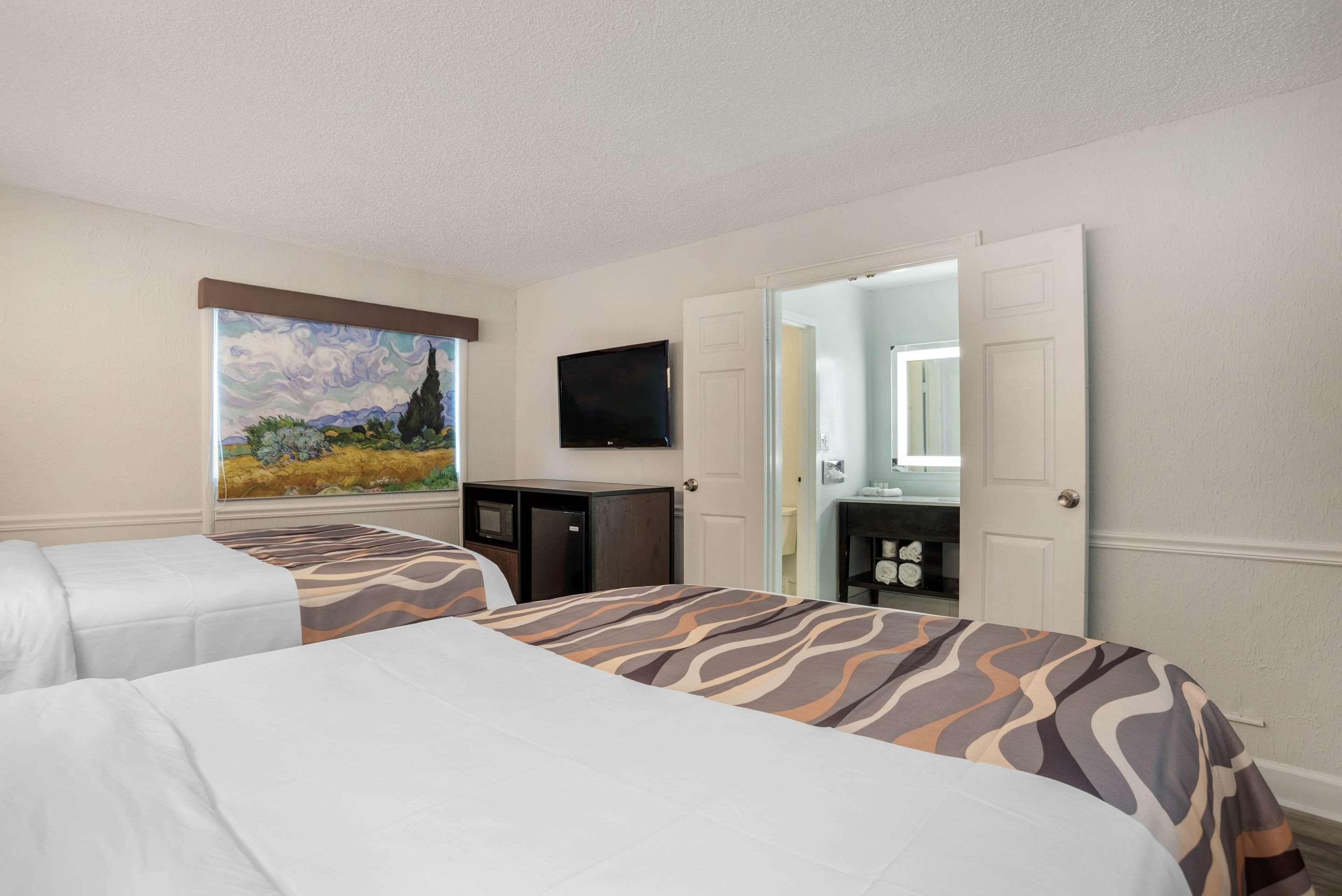 Baymont By Wyndham Montgomery Al Exterior foto