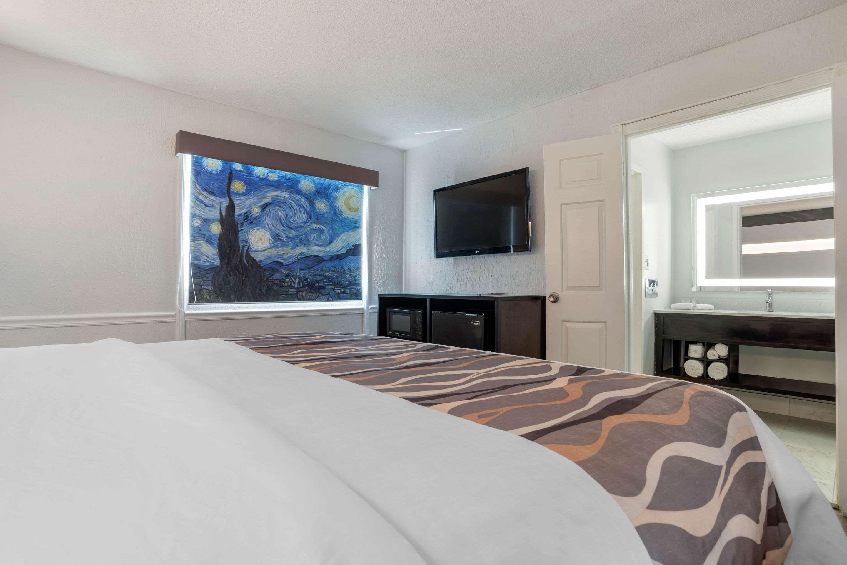 Baymont By Wyndham Montgomery Al Exterior foto